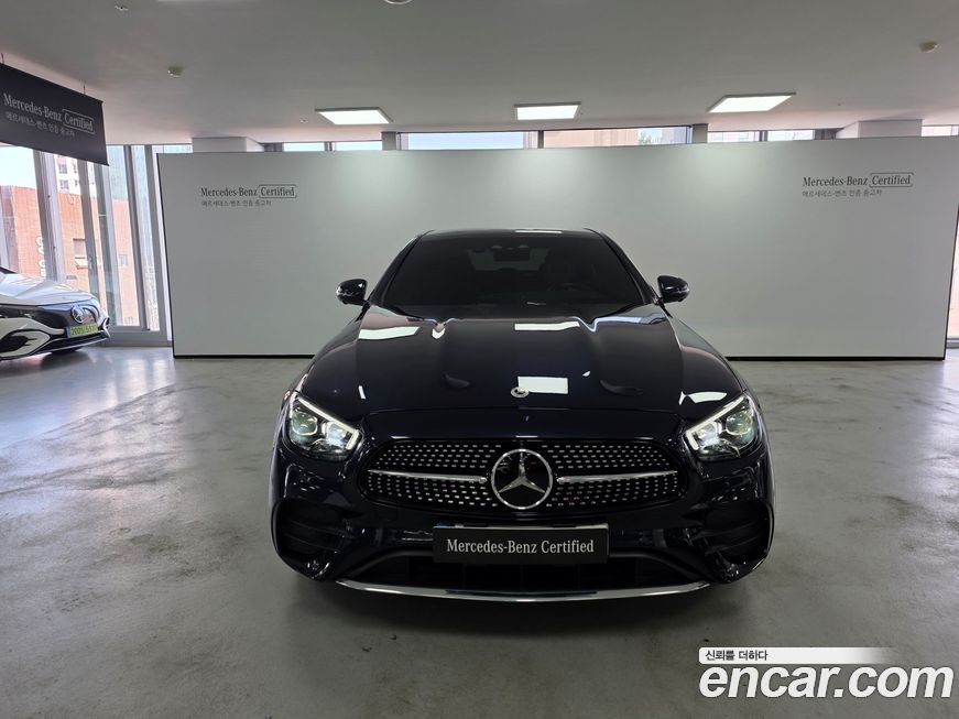 Mercedes-Benz E-Class 2022