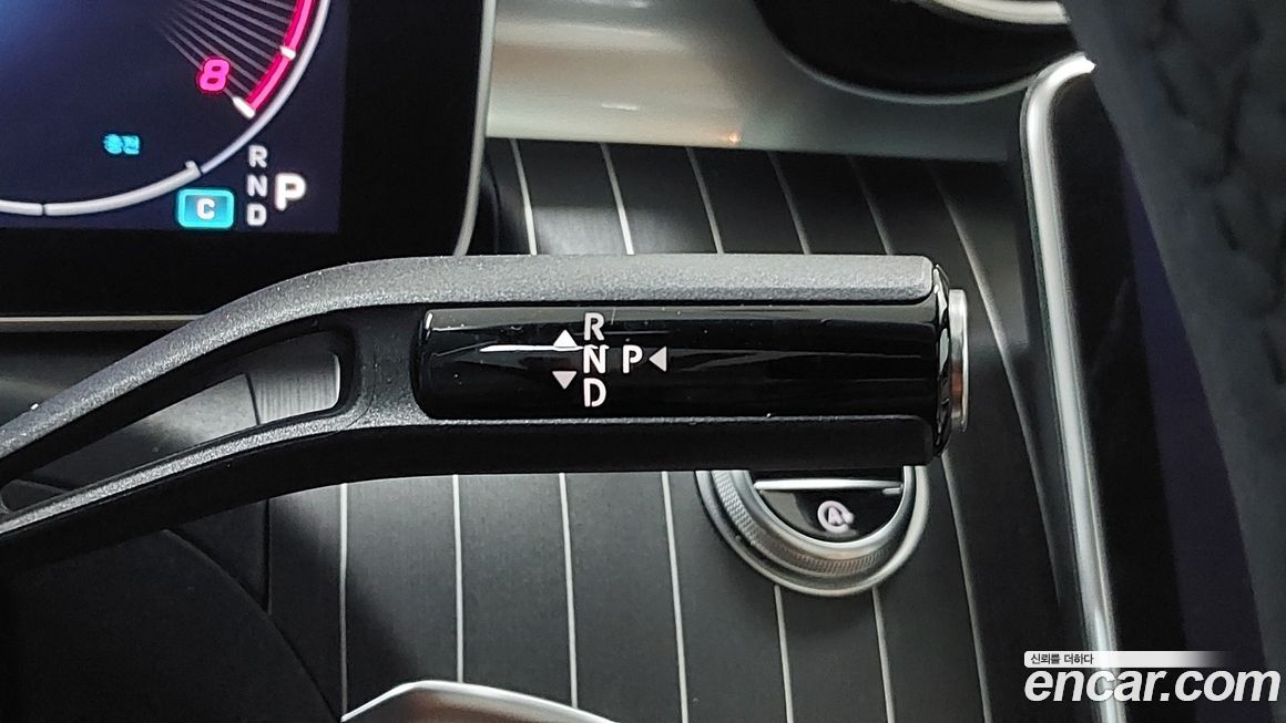 Mercedes-Benz C-Class 2023