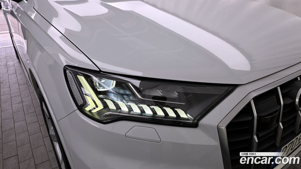 Audi Q7 2021