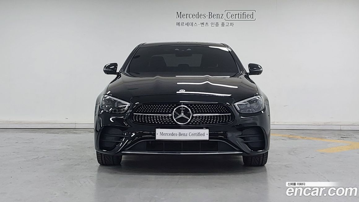 Mercedes-Benz E-Class 2022