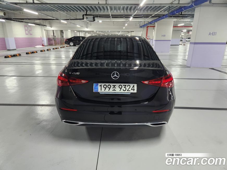 Mercedes-Benz C-Class 2025
