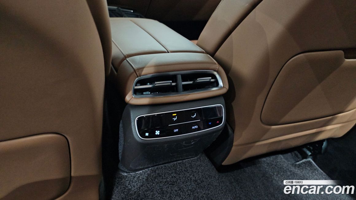 Genesis G80 2023