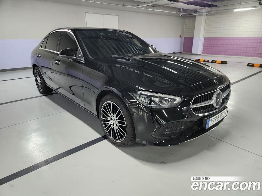 Mercedes-Benz C-Class 2025