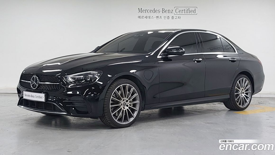 Mercedes-Benz E-Class 2022
