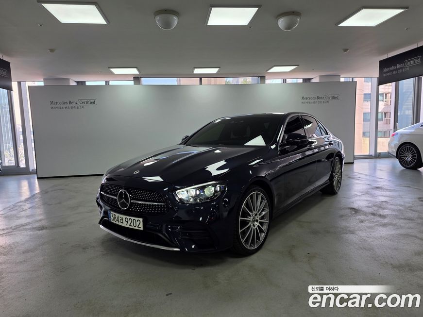 Mercedes-Benz E-Class 2022