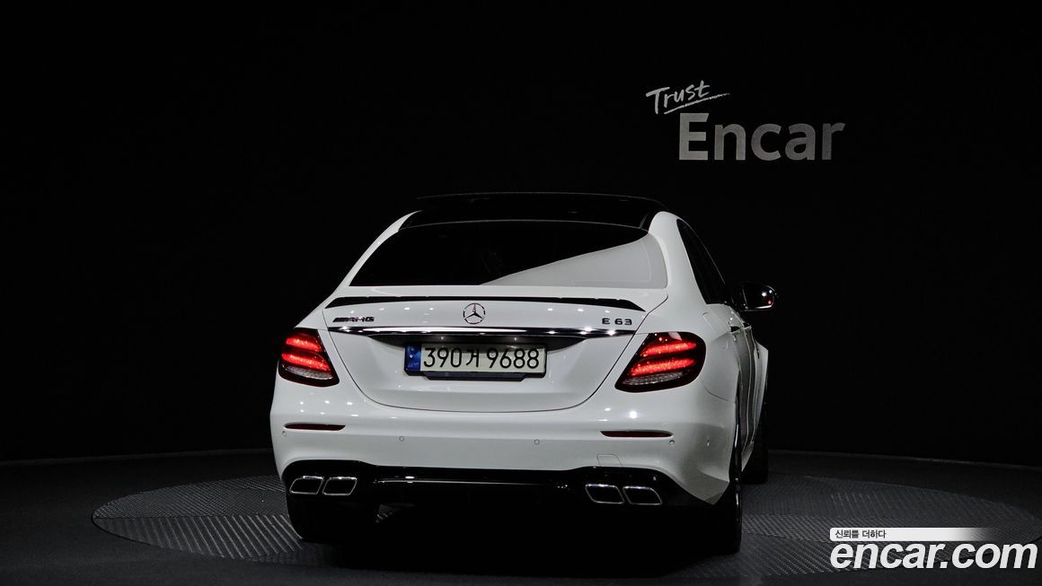 Mercedes-Benz E-Class 2018