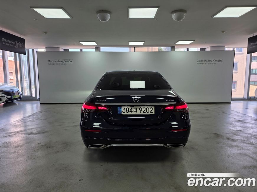 Mercedes-Benz E-Class 2022