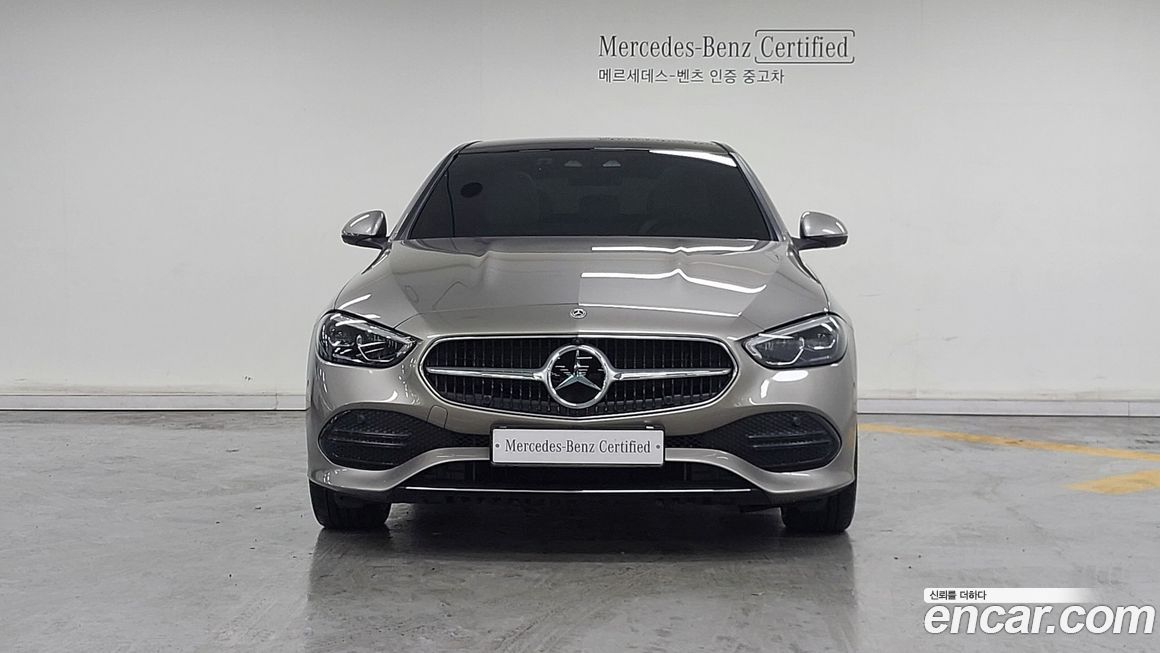 Mercedes-Benz C-Class 2023