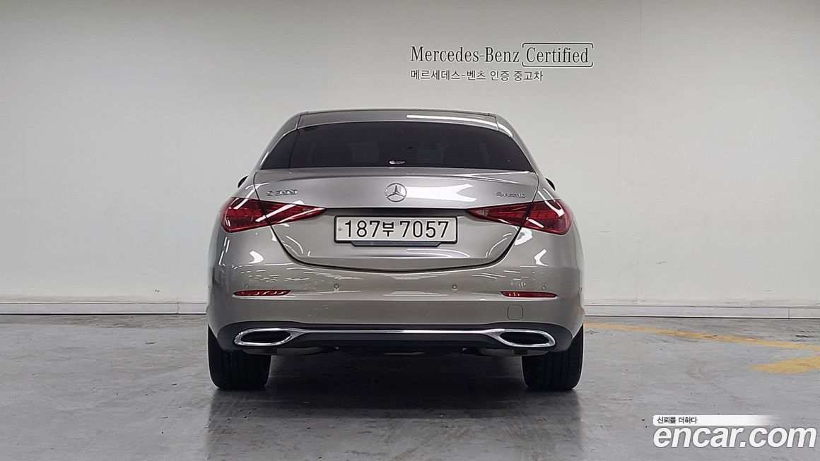 Mercedes-Benz C-Class 2023