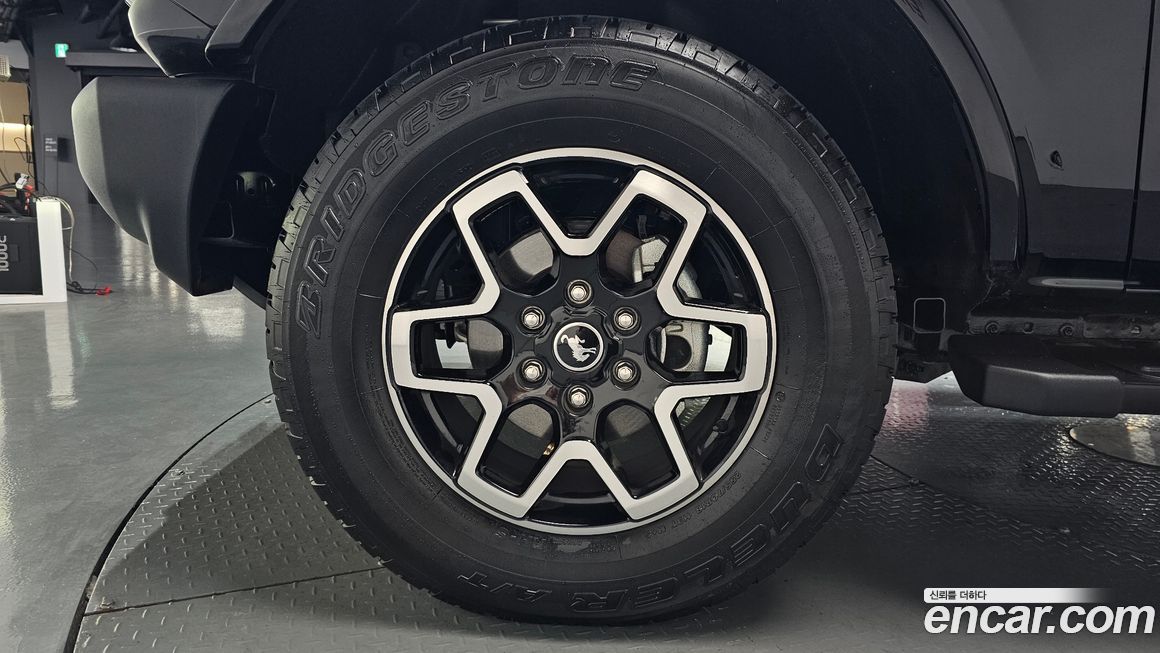 Ford Bronco 2023