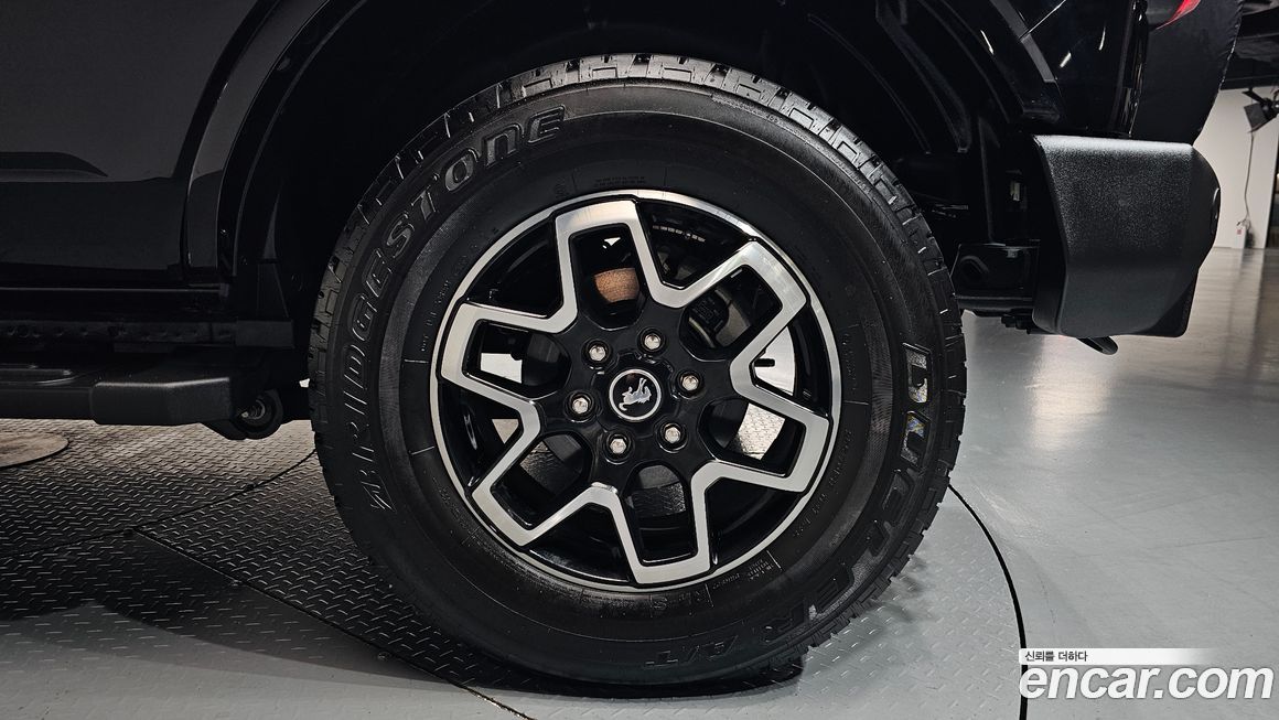 Ford Bronco 2023