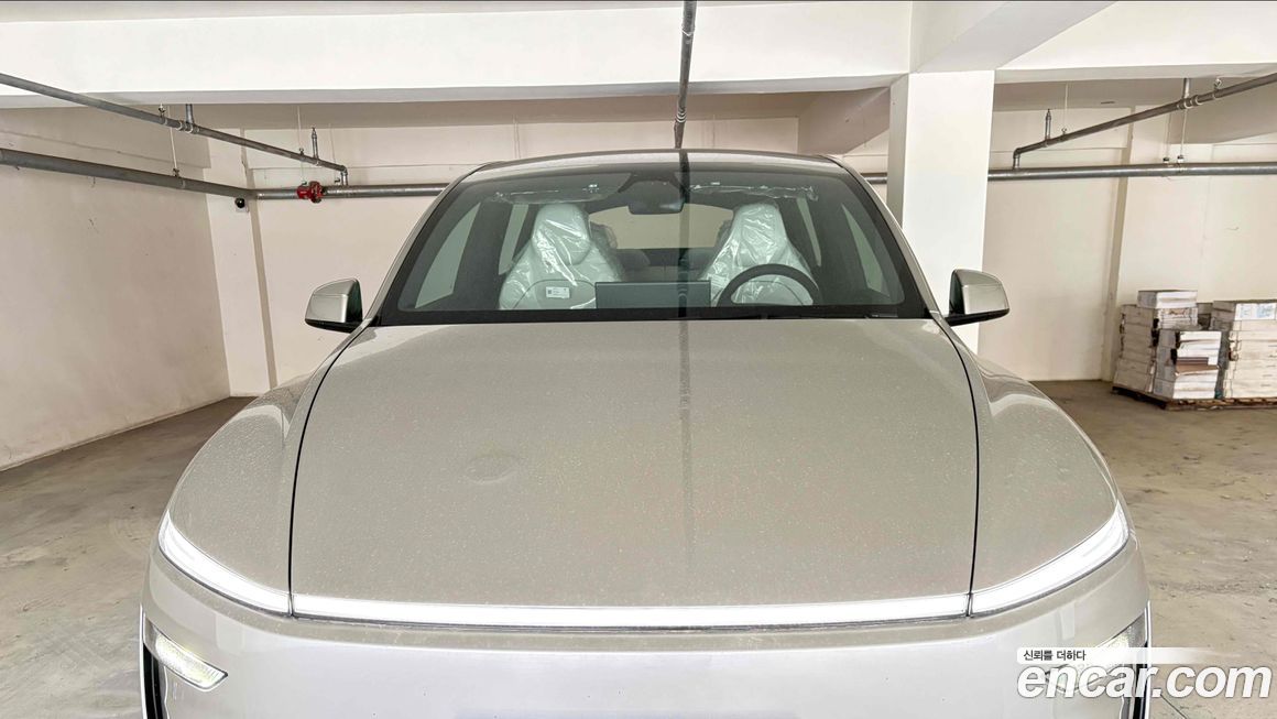 Tesla Model Y 2026