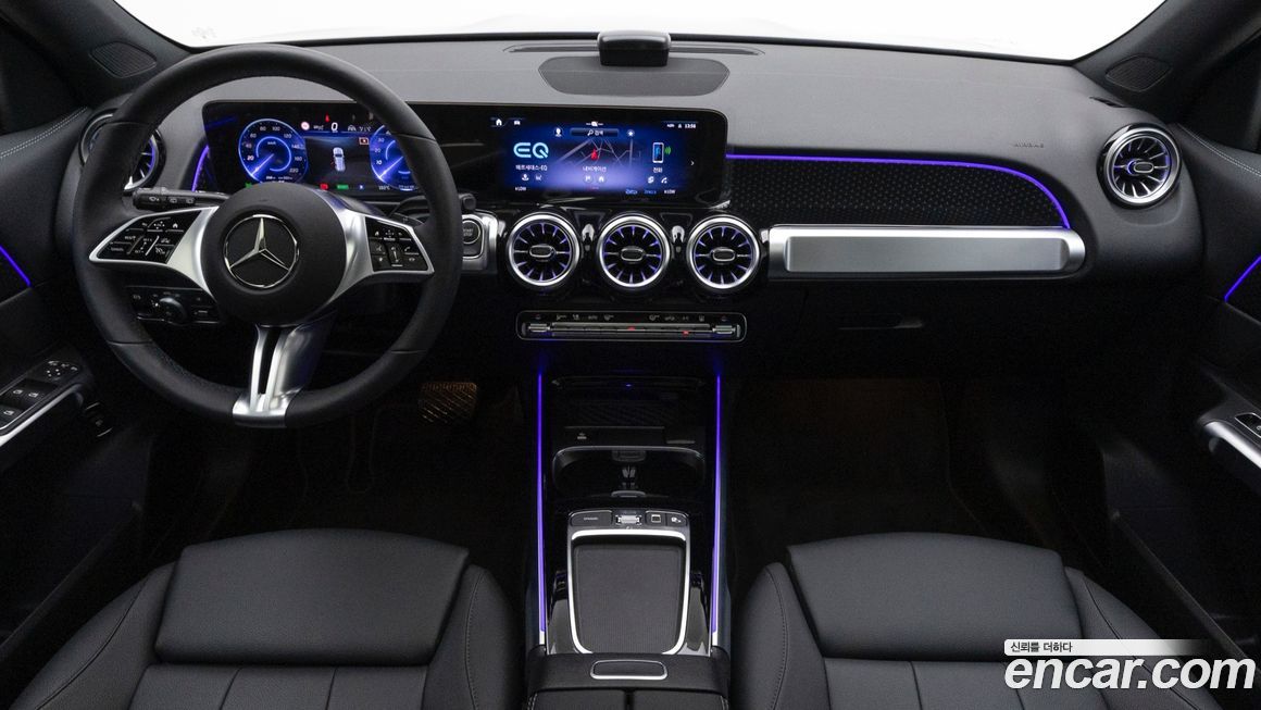 Mercedes-Benz EQB 2026