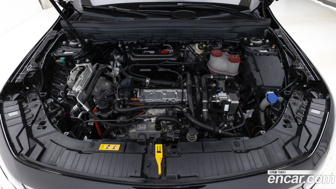 Mercedes-Benz EQB 2026