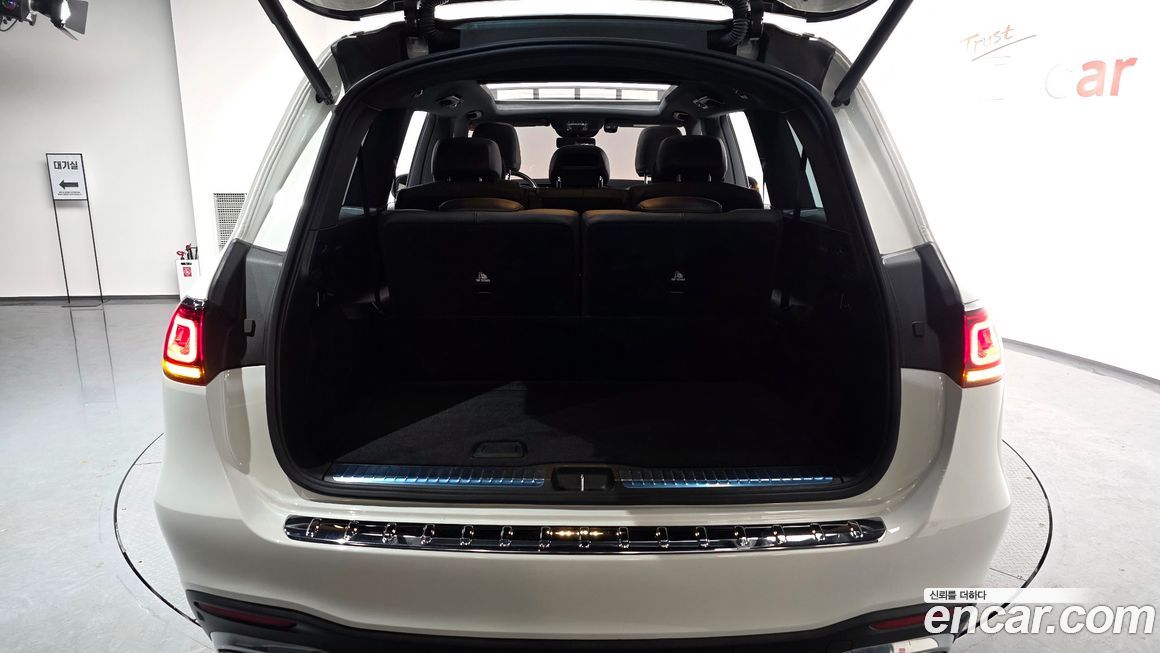 Mercedes-Benz GLS-Class 2022