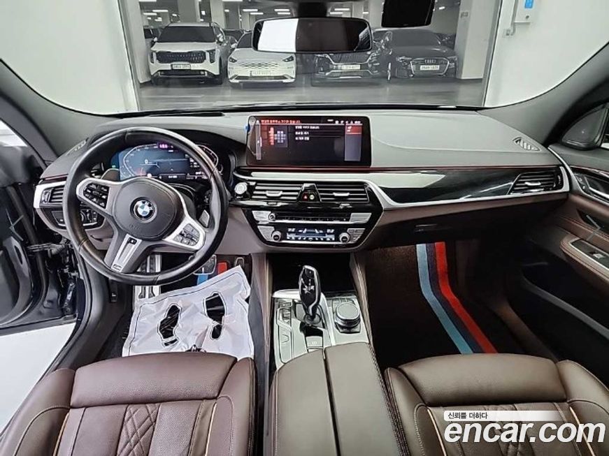 BMW Gran Turismo 2023