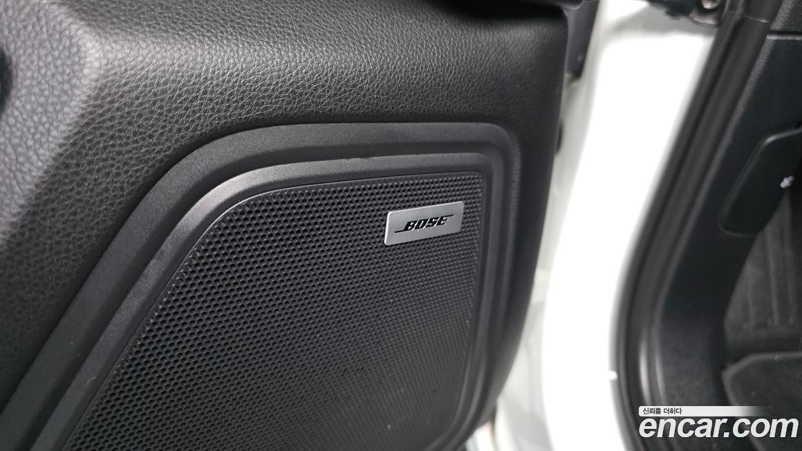 Porsche Macan 2022