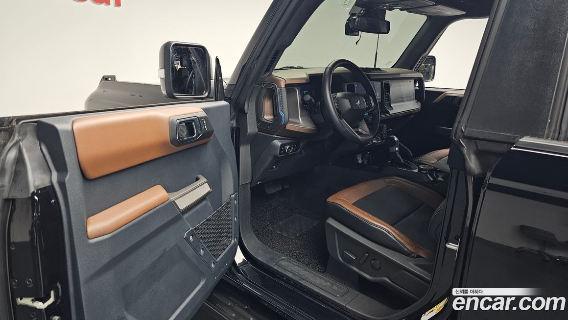 Ford Bronco 2023