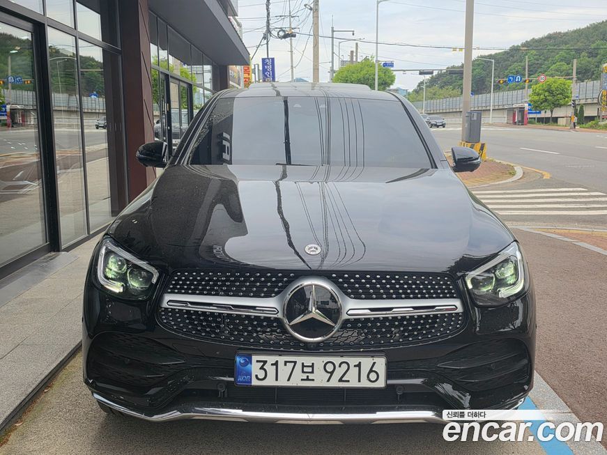 Mercedes-Benz GLC-Class 2023