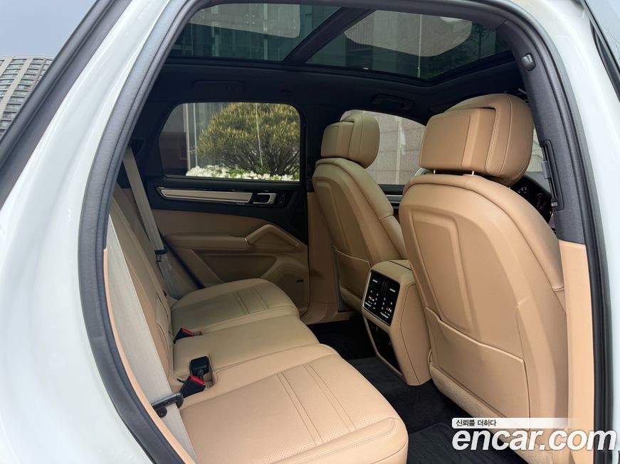 Porsche Cayenne 2023