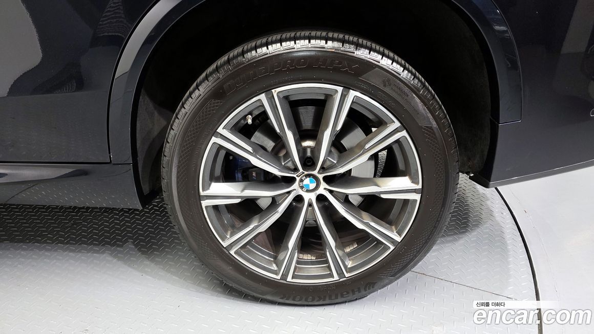 BMW X5 2021