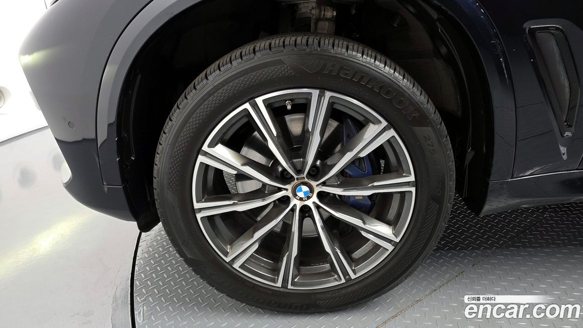 BMW X5 2021
