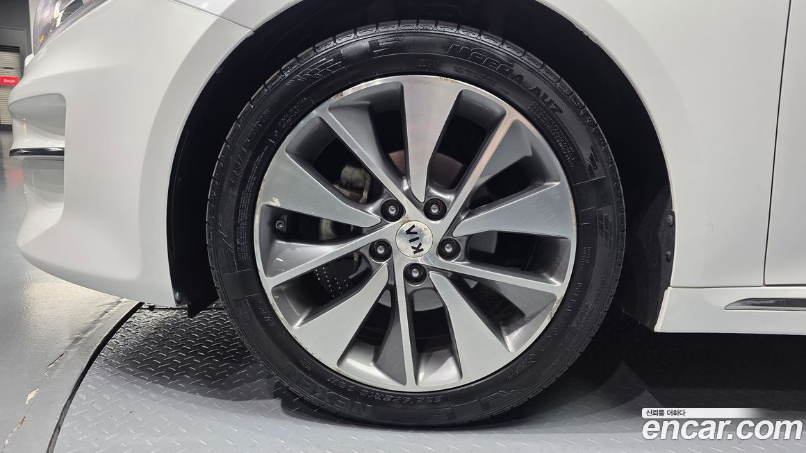 Kia K5 2016
