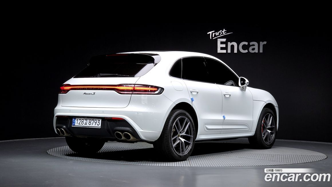 Porsche Macan 2022