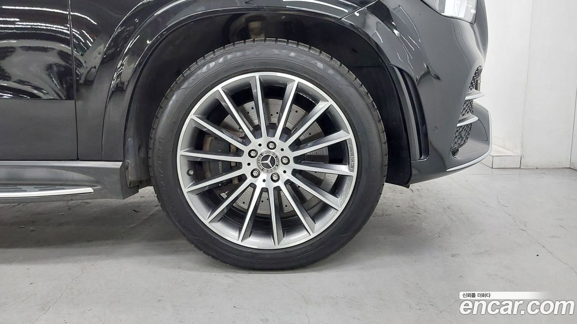 Mercedes-Benz GLE-Class 2023