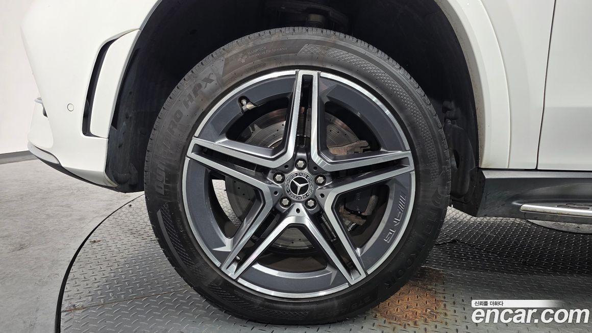Mercedes-Benz GLS-Class 2022