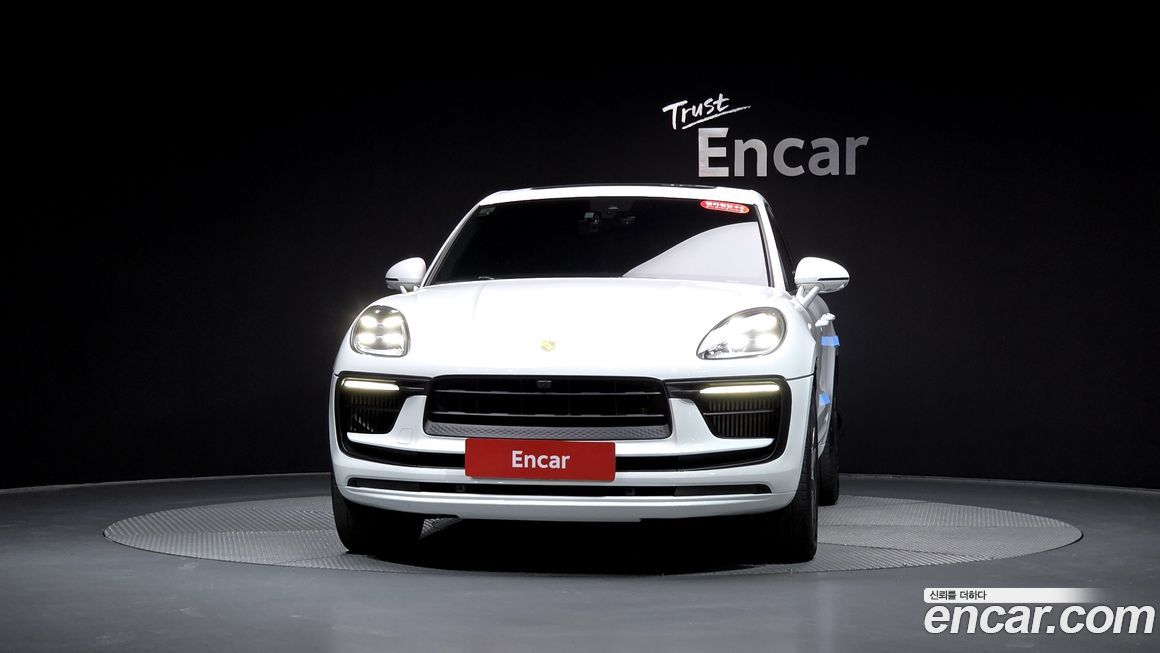 Porsche Macan 2022