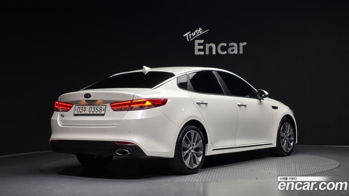 Kia K5 2016