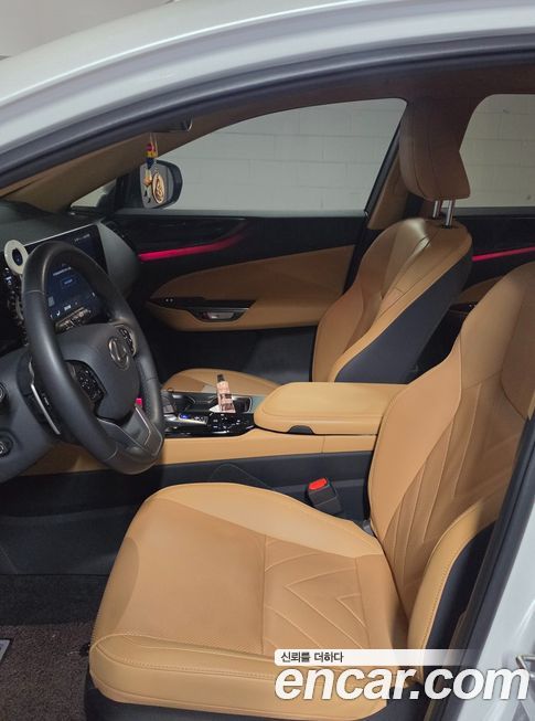 Lexus NX 2025