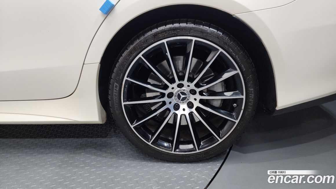 Mercedes-Benz CLS-Class 2020