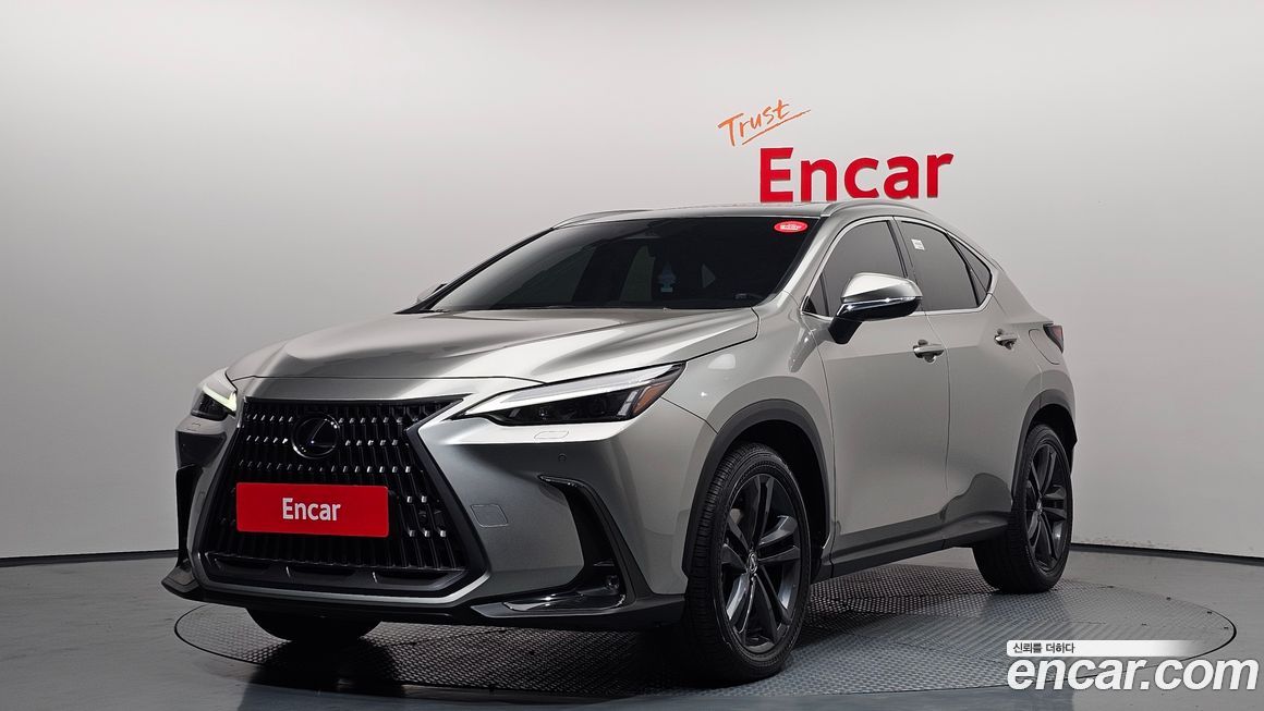 Lexus NX 2025