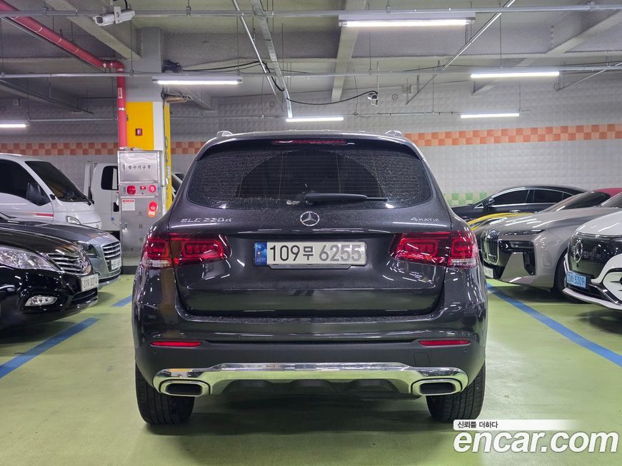 Mercedes-Benz GLC-Class 2022
