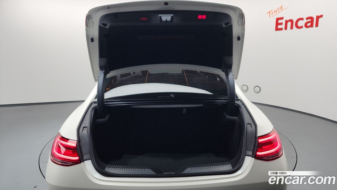 Mercedes-Benz CLS-Class 2020