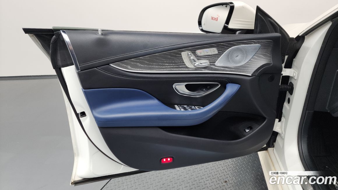 Mercedes-Benz CLS-Class 2020