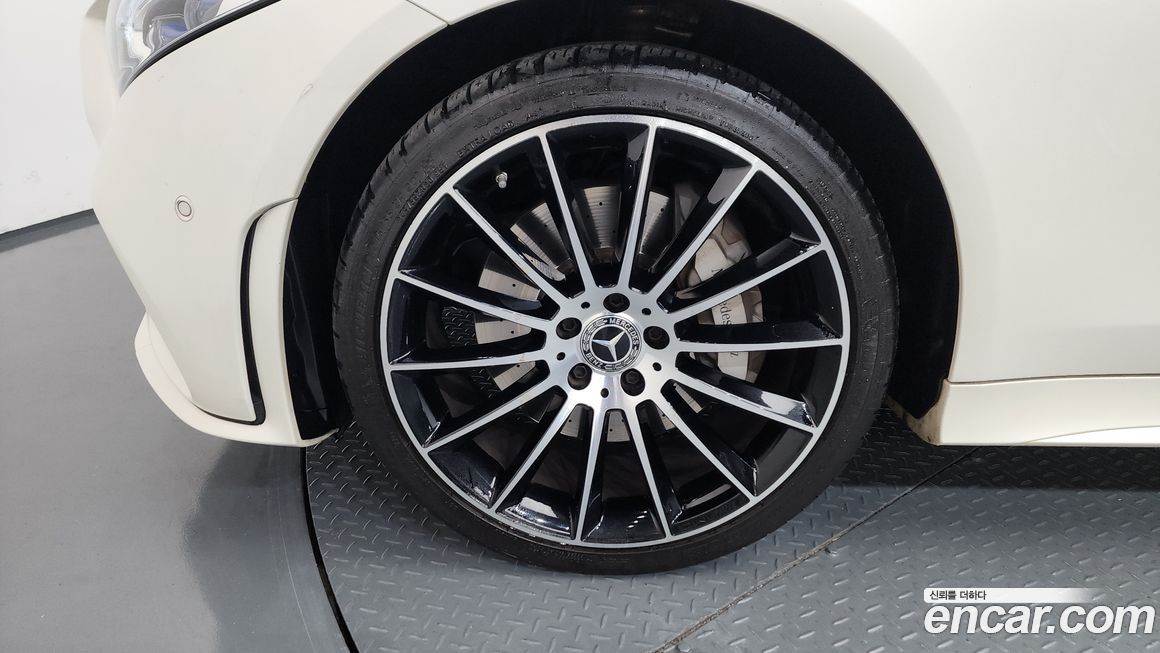 Mercedes-Benz CLS-Class 2020