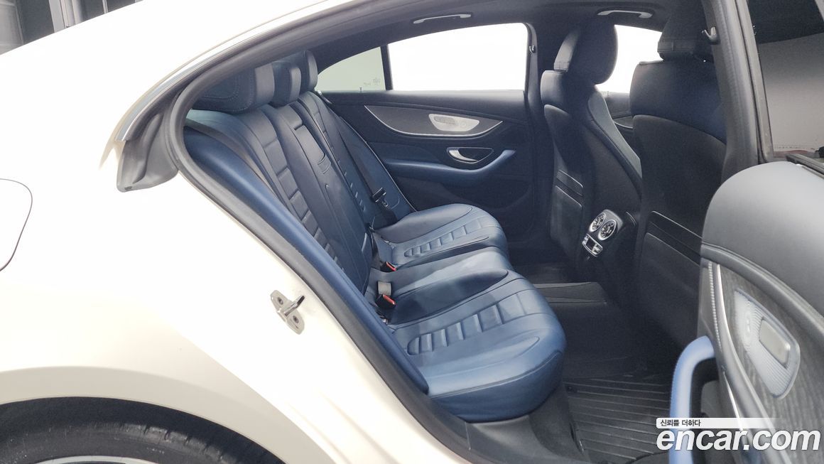 Mercedes-Benz CLS-Class 2020