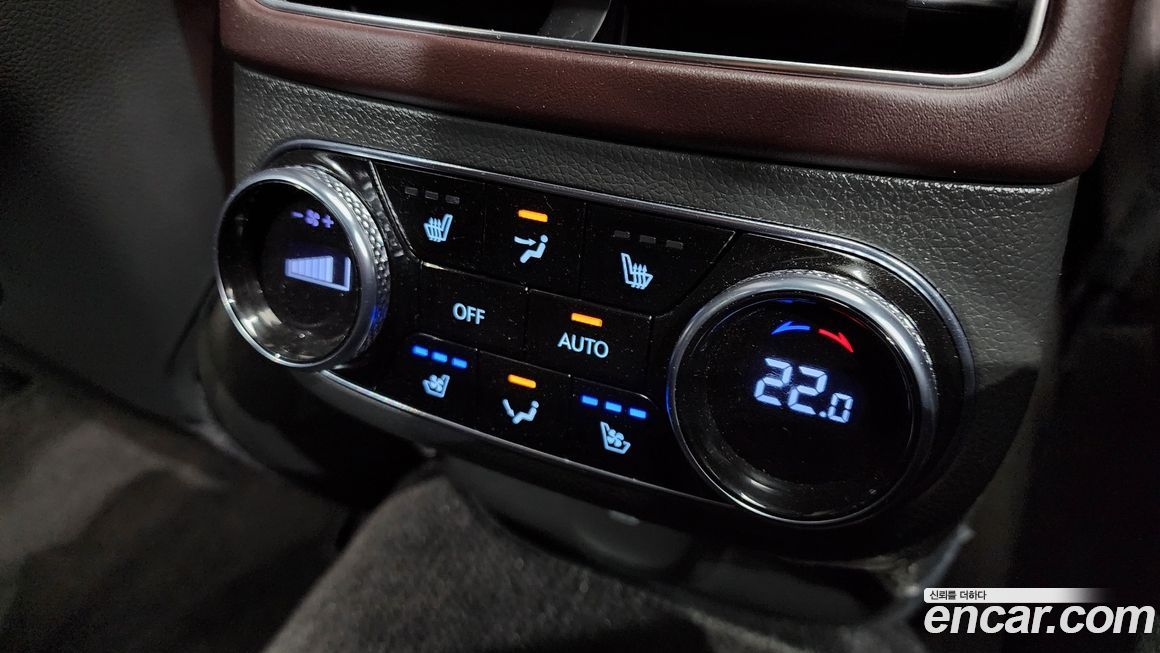 Genesis GV70 2023