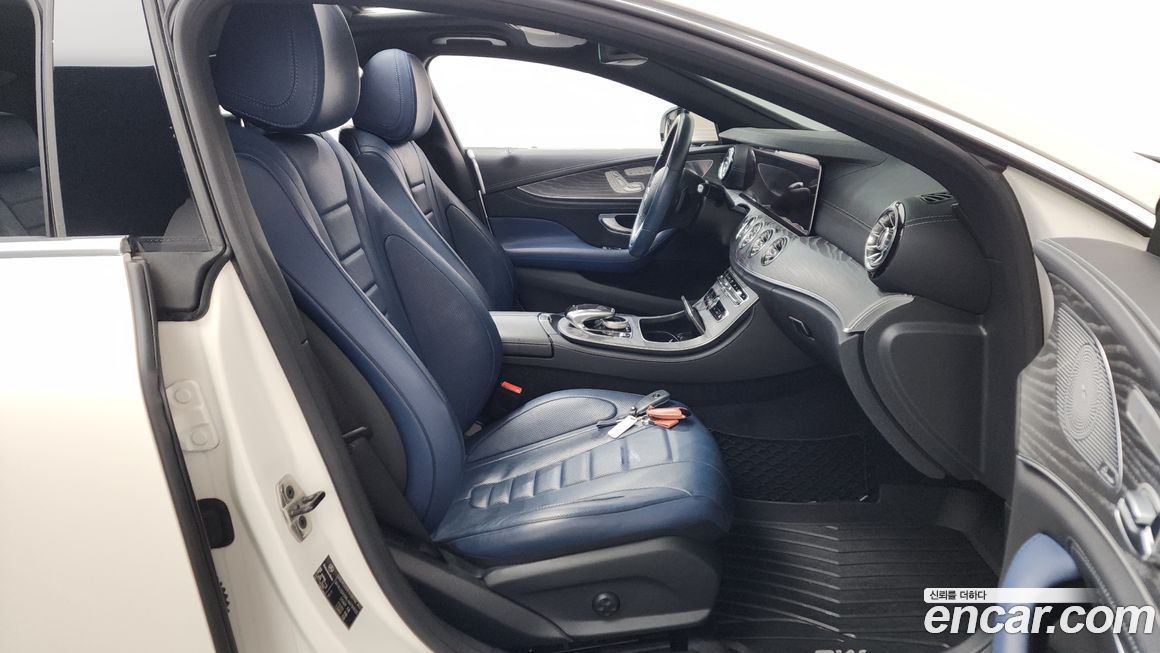 Mercedes-Benz CLS-Class 2020