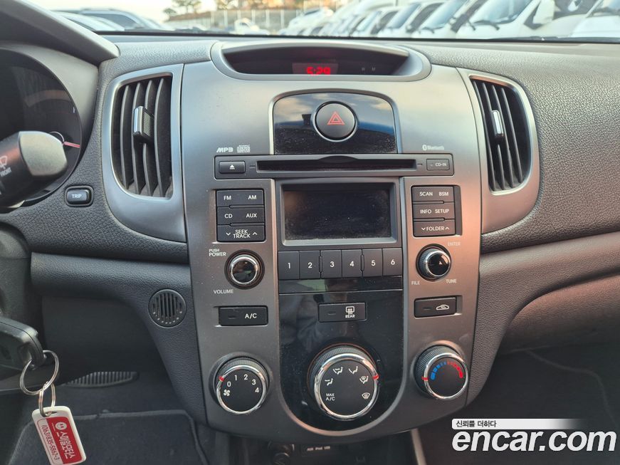 Kia Porte 2011
