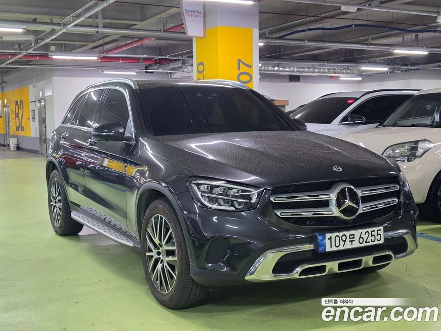 Mercedes-Benz GLC-Class 2022