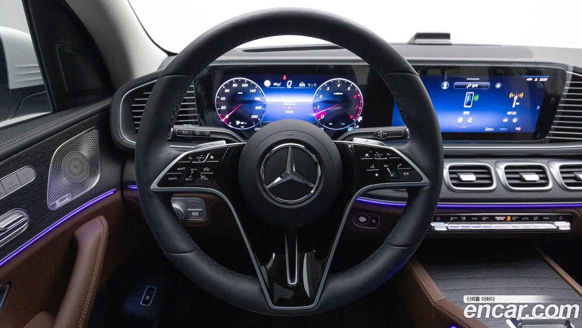 Mercedes-Benz GLE-Class 2025