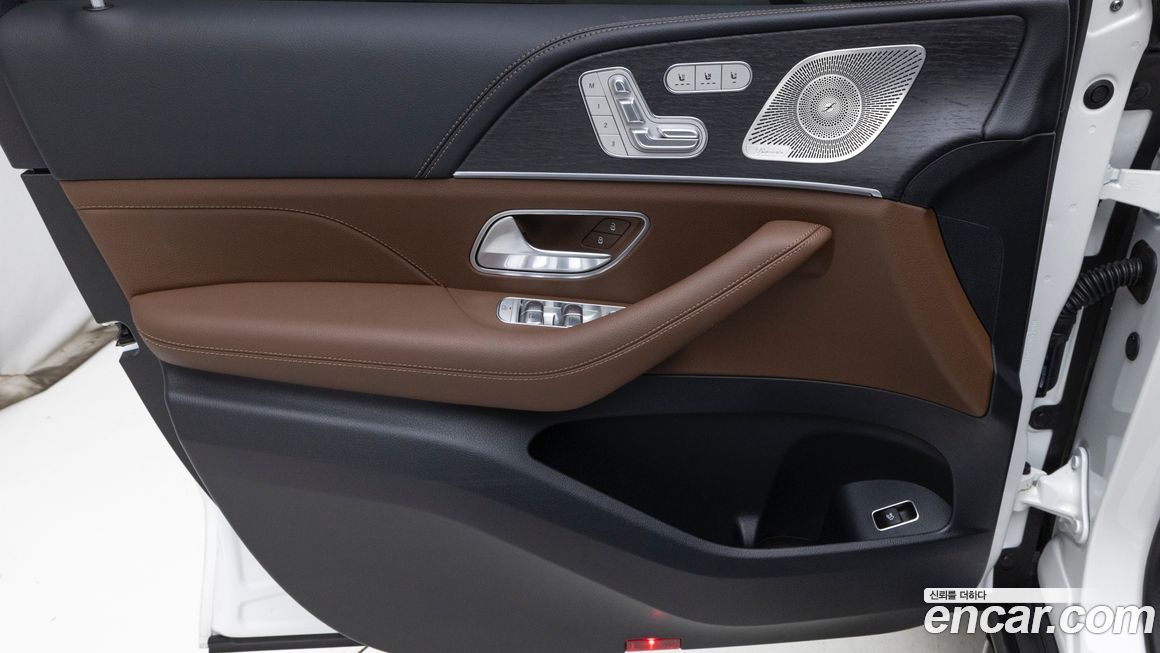 Mercedes-Benz GLE-Class 2025