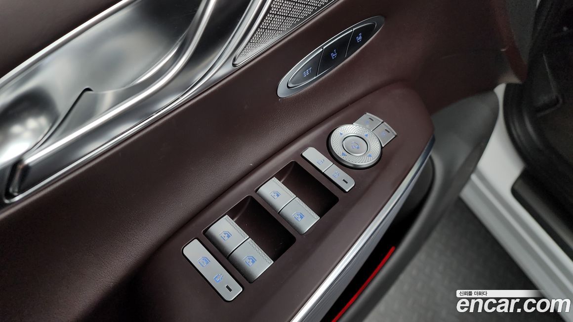 Genesis GV70 2023