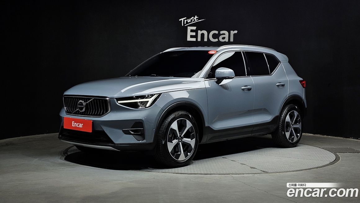 Volvo XC40 2023