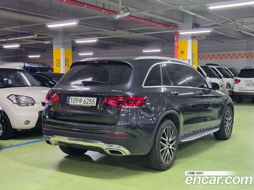 Mercedes-Benz GLC-Class 2022