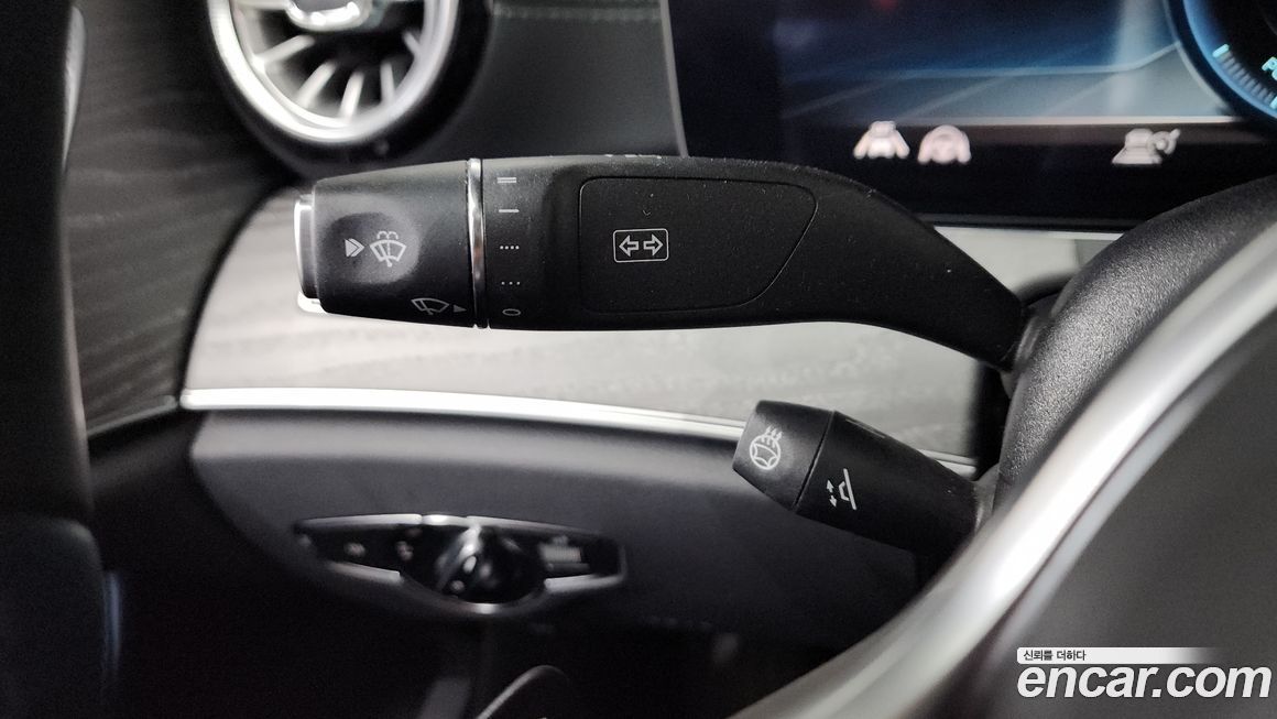 Mercedes-Benz CLS-Class 2020